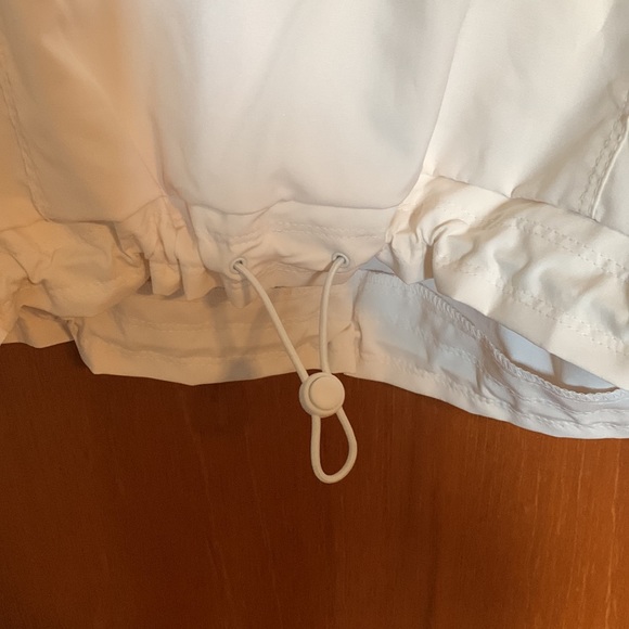 Windbreaker - Picture 2 of 7